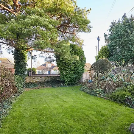 Host & - Ailsa 그레이트브라우톤